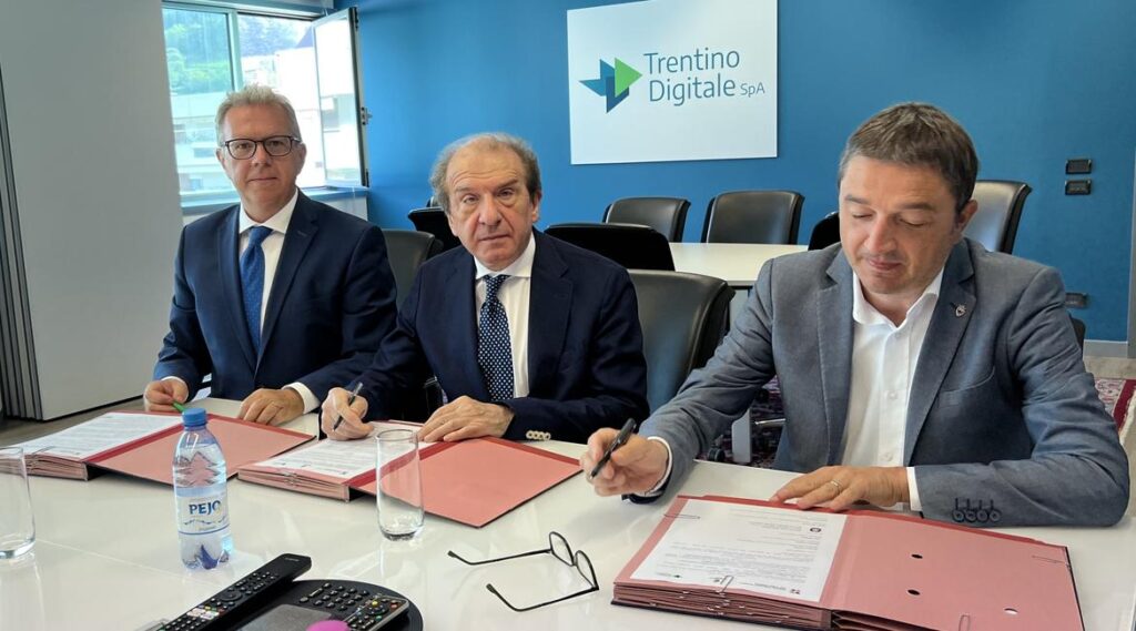 Firma accordo contro il cybercrime tra Trentino digitale, Procura e Provincia