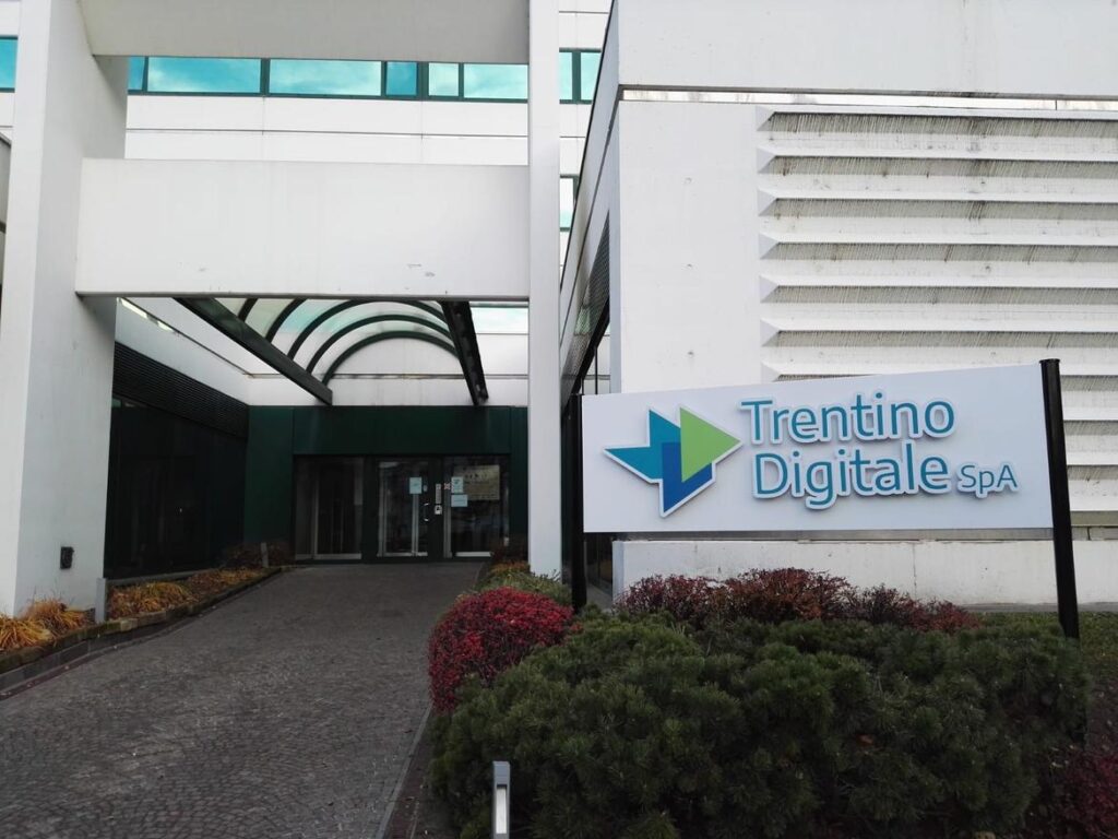 La sede di Trentino Digitale in via Gilli a Trento