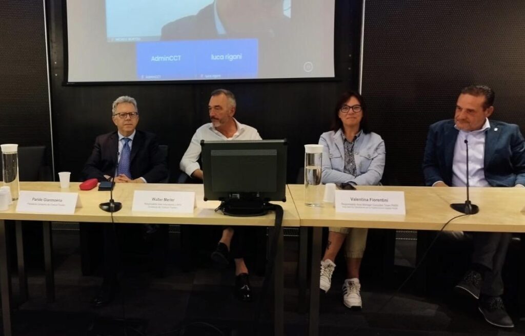 Evento sullo stato di avanzamento del PNRR nei Comuni Trentini - il tavolo dei relatori