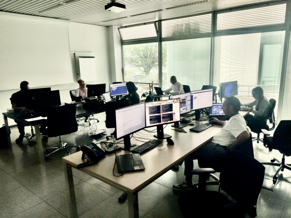 Elezioni amministrative 2025 - la sala operativa di Trentino Digitale
