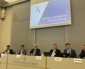 Il tavolo dei relatori del working group dedicato all'IA durante il workshop organizzato a Trento da ELRN